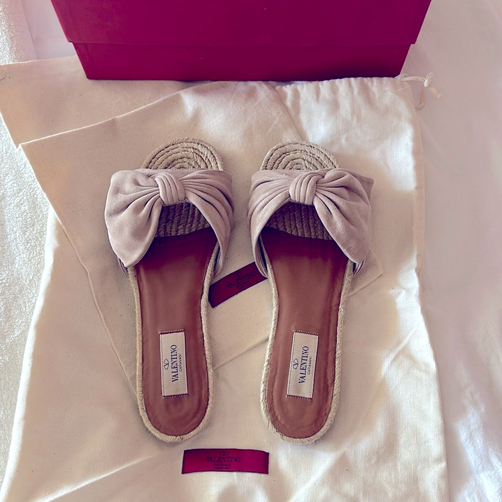 Valentino pink suede sandals 39